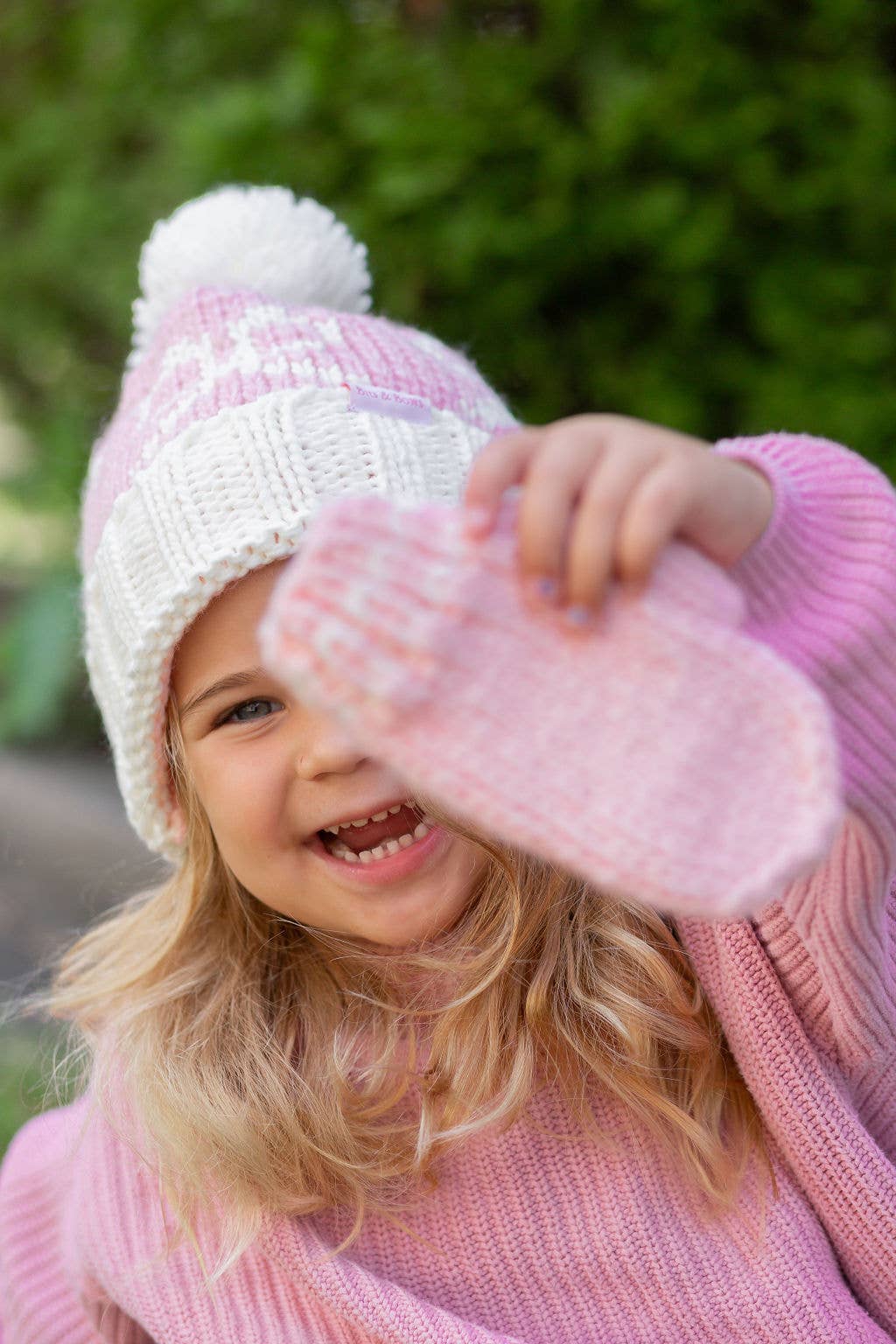 Bows Bobble Hat: Kid (3-7 y.o.)