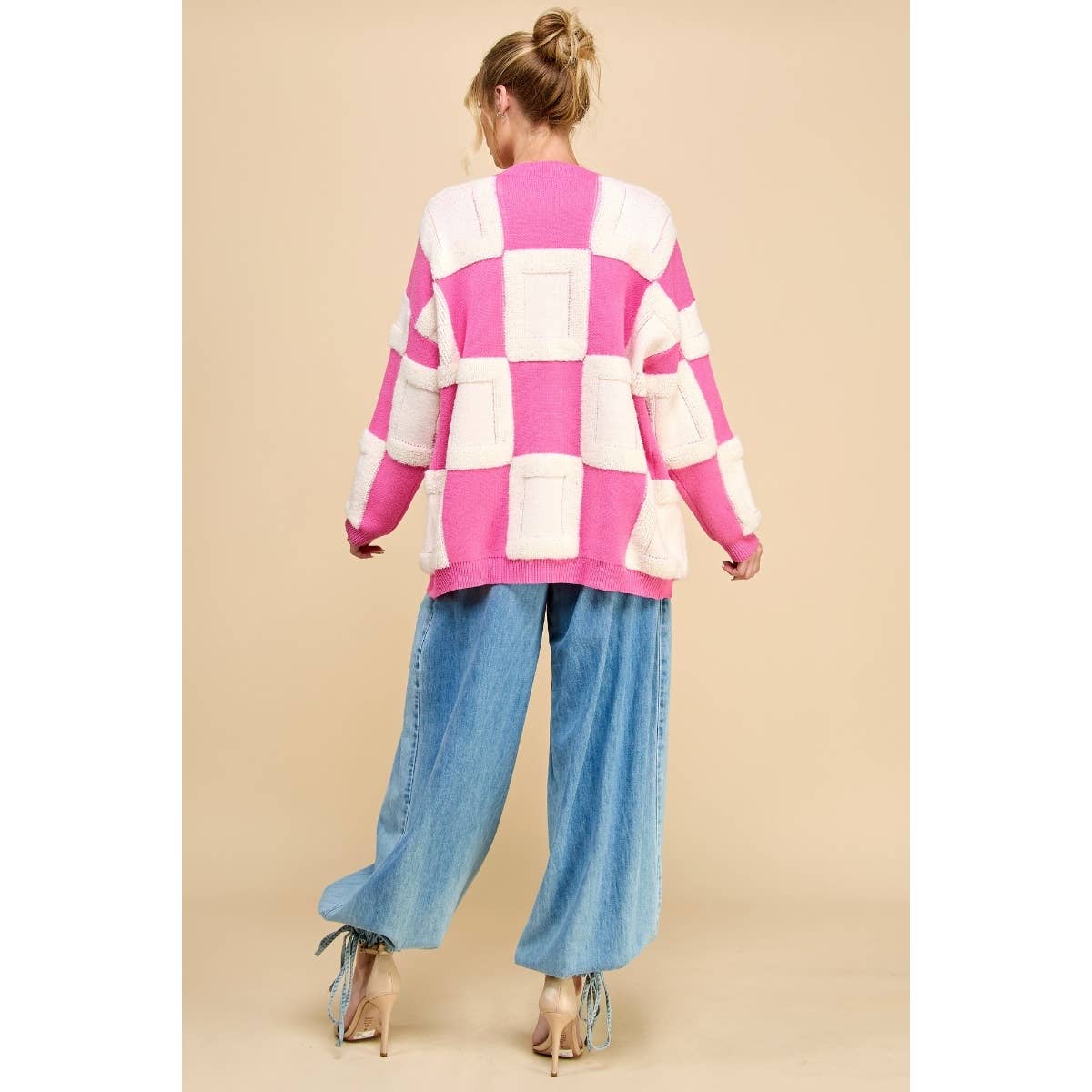 Square Chess Chunky Knit Cardigan: Hot pink